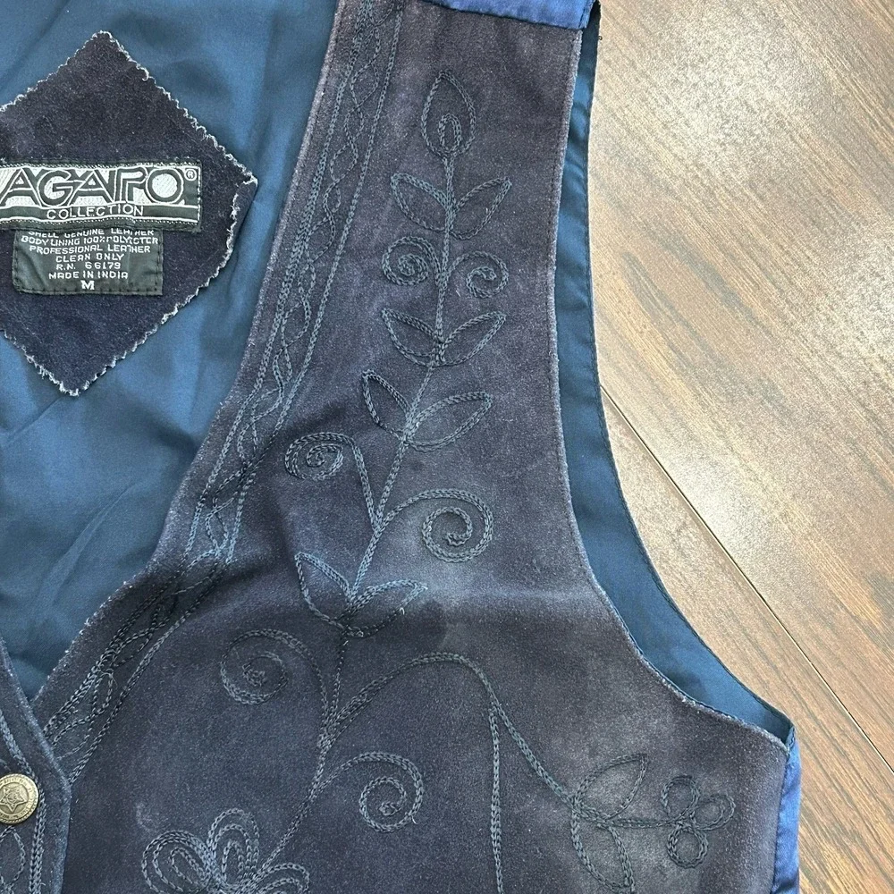 Vintage 90s Agapo Navy Blue Leather Suede Vest Floral Embroidered Oklahoma Men M